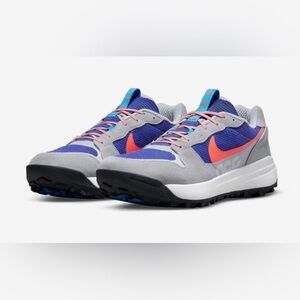 Nike ACG Lowcate Sneakers Gray/Bright Crimson Suede Mens Size 6, Womens Size 7.5